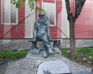 Памятник анархисту Кропоткину в Дмитрове